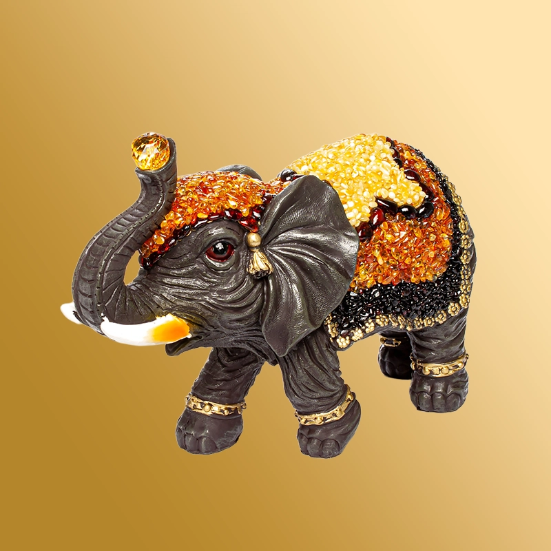 Фигурки животных из янтаря